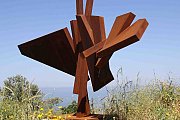 "Shattered Sun" - Sculpture Exhibition by Anashar Basbous "Shattered Sun" - Sculpture Exhibition by Anashar Basbous