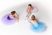 Dance class for Kids (Ages 4-9) Dance class for Kids (Ages 4-9)